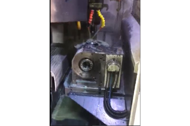 Brother TC-32A Çift Tabla Çift Divüzör CNC İşleme Merkezi