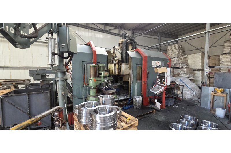 Huttelmaier CNC Dik İşleme Merkezi Flanş Delik Delme Özel Makine