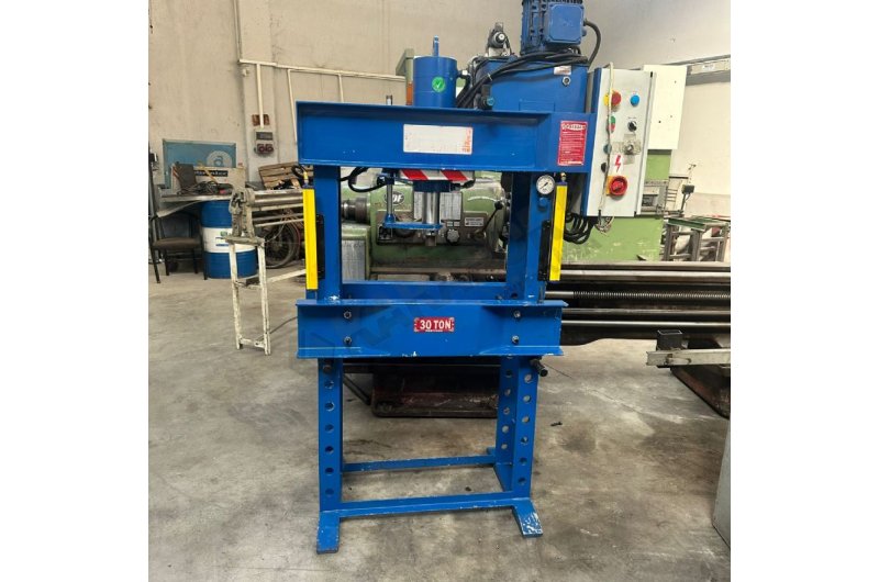 PRESSAN MARKA 30 TON OTOMATİK HİDROLİK PRES