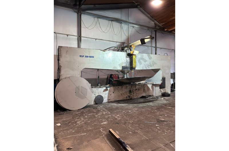 ŞAHİN MARKA 300 TON BOMBE PRESİ