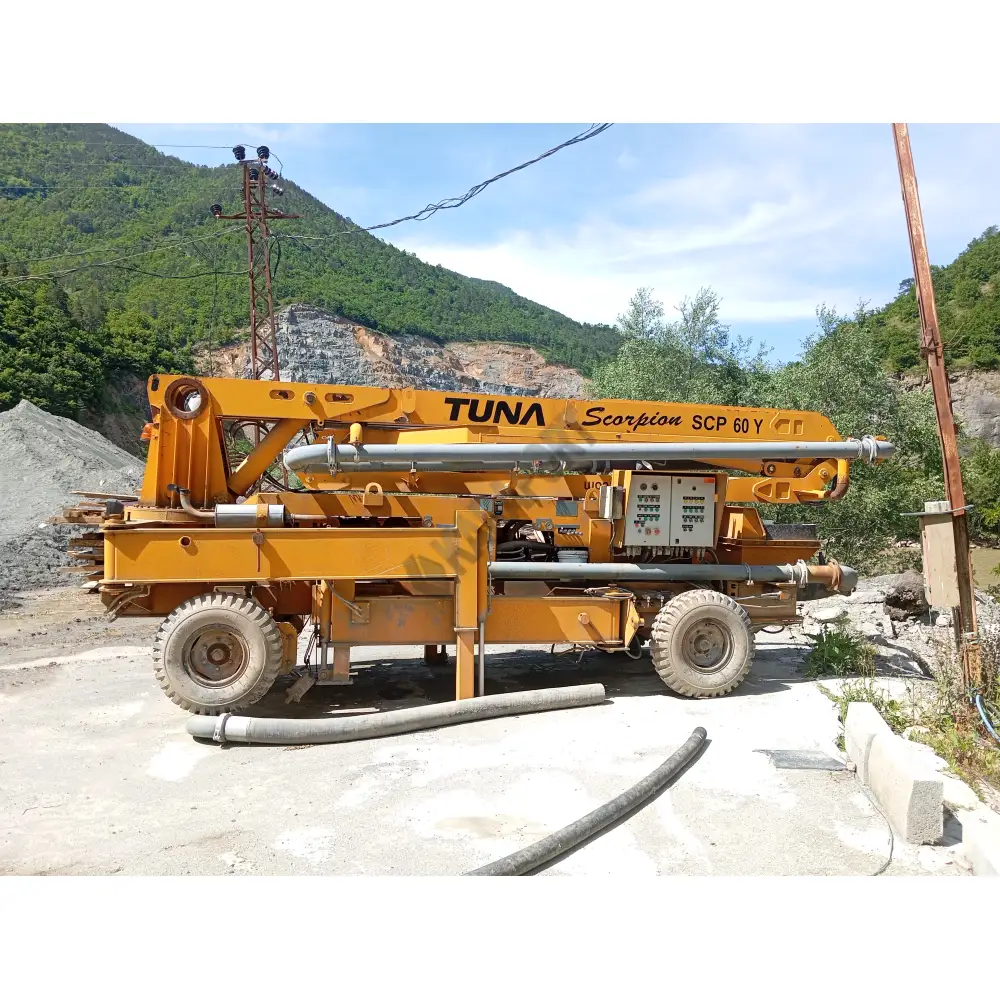 Scorpion beton pompası