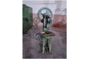 10 Ton Ail Marka 1996 Model Arkadan Volantlı Eksantrik Pres