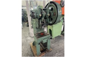 10 TONLUK EKSANTRİK PRES ÇELİK GÖVDE