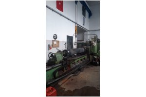 1970 Model Rus Yılanlı 690x3000 Universal Torna Tezgahı