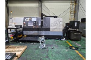 21 inç Doosan Puma 400LB Ara Yataklı CNC Torna Tezgahı-2013