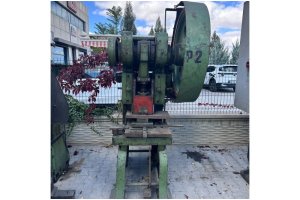 40 TON DÖKÜM GÖVDE EKSANTRİK PRES
