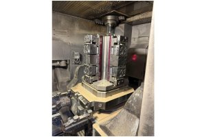 5 Eksen Mazak Variaxis 630-5X CNC Dik İşleme Merkezi-2004