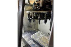 600 lük DIK ISLEME MERKEZI YANG EAGLE SMV Liner 620*420*520