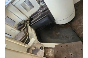 8 Palet Makino V55-5XA 5 Eksen CNC Dik İşleme Merkezi-2006