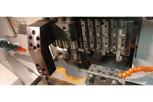 Citizen L-20 CNC Kayar Otomat Tezgahı ve Çubuk Sürücüsü-2002
