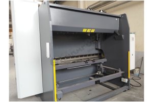 CNC 3100 x 135 Ton 4 Eksen Linda Abkant Pres - Press Brake ( SIF