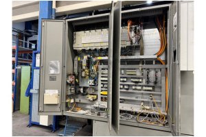 Deckel Maho DMU 200 P 5 Eksen Dik CNC İşleme Merkezi–2002