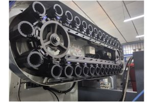 Divüzörlü Kent VK-1600MC (1600x815x815) CNC İşleme Merkezi-2013