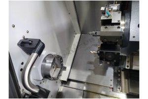 Doosan Lynx 2100LYA 6 inç C Y Eksen CNC Torna Tezgahı-2023
