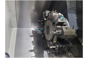 Doosan Lynx 2100LYA 6 inç C Y Eksen CNC Torna Tezgahı-2023