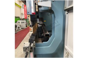 DURMAZLAR MARKA 3 METRE 100 TON 4 EKSEN CNC HİDROLİK ABKANT PRES