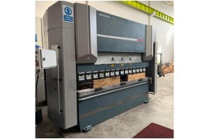 DURMAZLAR MARKA 3 METRE 100 TON 4 EKSEN CNC HİDROLİK ABKANT PRES