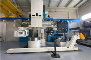 DYE TVF 1300 NC CNC Dik Torna Tezgahı – 2006
