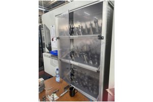 Hermle C-20U 5 Eksen CNC İşleme Merkezi + 3R Robot + Takımlar