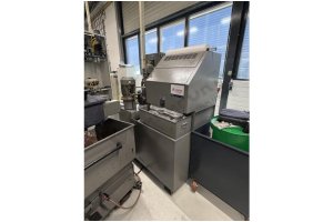 Hermle C30U 5 Eksen CNC İşleme Merkezi ve Yükleme Robotu