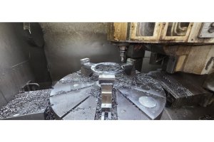 Huttelmaier CNC Dik İşleme Merkezi Flanş Delik Delme Özel Makine