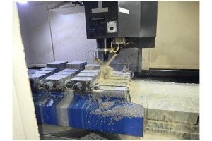 Hwacheon Sirius 7040 (1500x700x650) CNC İşleme Merkezi-2011