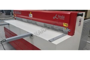 LRGM 2050 x 3mm Linda Machine Rediktörlü Giyotin Makas - Guillot
