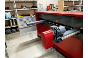 LRGM 2050 x 6mm Rediktörlü Nc Kontrollü 750mm LİNDA Machine