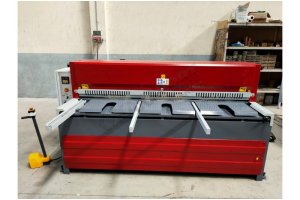LRGM 2050 x 6mm Rediktörlü Nc Kontrollü 750mm LİNDA Machine Mark