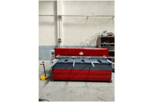 LRGM 2050 x 6mm Rediktörlü Nc Kontrollü 750mm LİNDA Machine Mark