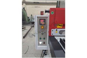 LRGM 3050 x 4mm  NC Kontrollü Rediktörlü Giyotin Makas LİNDA MAC