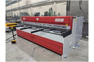 LRGM 3050 x 4mm  NC Kontrollü Rediktörlü Giyotin Makas LİNDA MAC