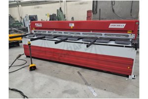 LRGM 3050 x 4mm  NC Kontrollü Rediktörlü Giyotin Makas LİNDA MAC