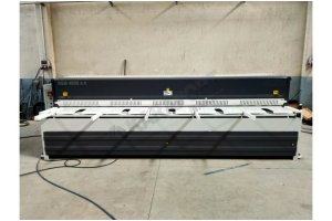 LRGM 4050 x 4mm Rediktörlü Nc Kontrollü 750mm LİNDA Machine