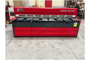 OSTAŞ MARKA 2570X5 MM NC REDÜKTÖRLÜ GİYOTİN MAKAS (SIFIR)