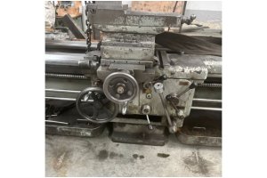 PROGRES MARKA 2.5 METRE 1000 ÇAP ÜNİVERSAL TORNA TEZGAHI