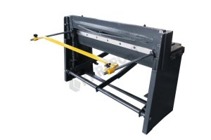 PS-15 1320×1,5mm Ayak Pedallı Makas