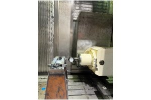 Simültane 5 Eksen Mazak VTC-80030 SR CNC İşleme Merkezi-2012